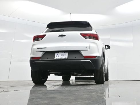 New 2026 Chevrolet TrailBlazer LT w/ Convenience Package FWD image 74