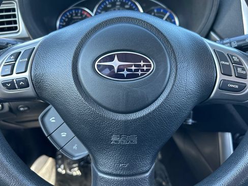 Used 2011 Subaru Forester 2.5X Premium w/ All-Weather Pkg AWD/4WD image 9