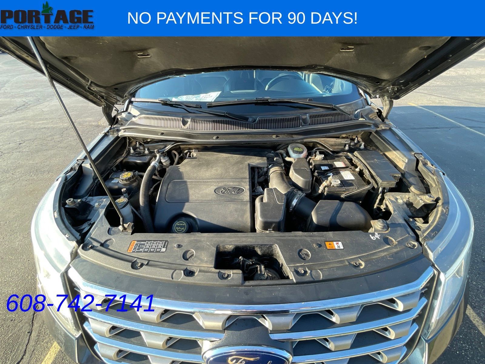 Used 2017 Ford Explorer XLT w/ Equipment Group 202A AWD/4WD image 32