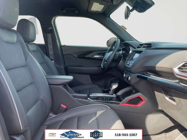 Used 2023 Chevrolet TrailBlazer RS AWD/4WD image 16