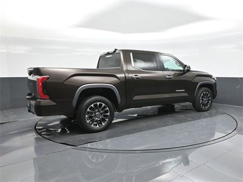 Used 2023 Toyota Tundra Limited image 15