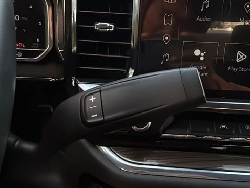 Used 2024 GMC Sierra 1500 Elevation image 20