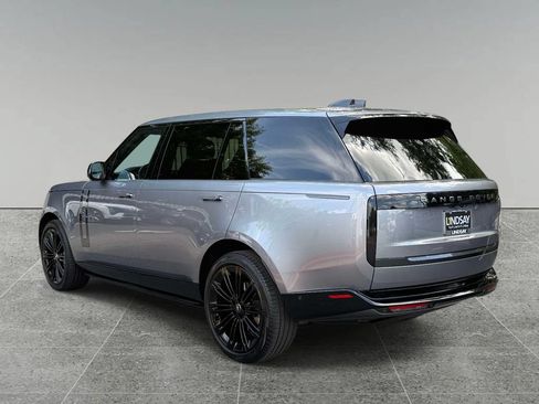 Used 2024 Land Rover Range Rover Long Wheelbase SE AWD/4WD image 12
