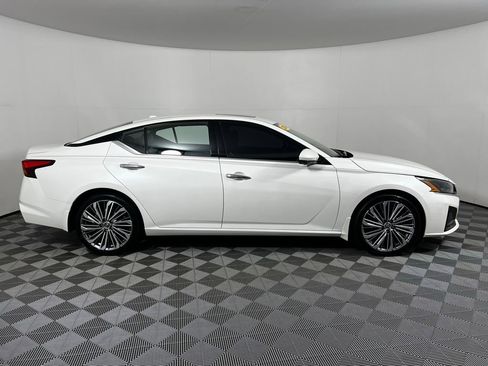 Used 2024 Nissan Altima 2.5 SL image 5