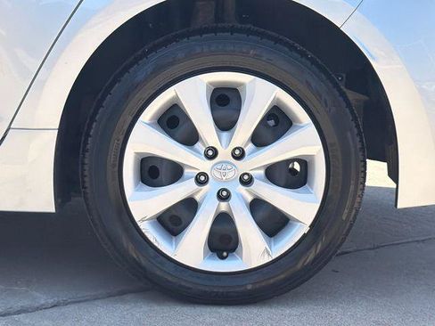 Certified 2025 Toyota Corolla LE FWD image 29