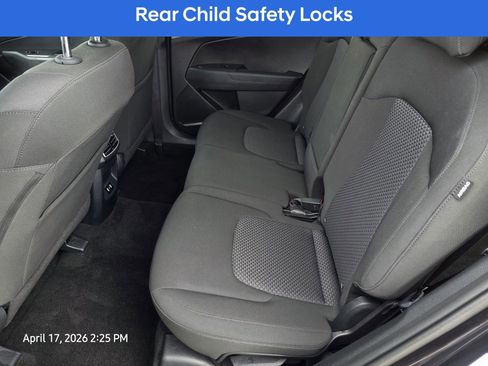 Used 2026 Kia Sportage LX FWD image 17