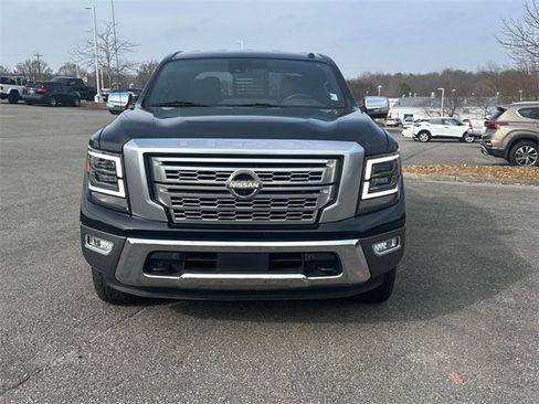 Used 2021 Nissan Titan Platinum Reserve w/ Off Road Protection Package image 10
