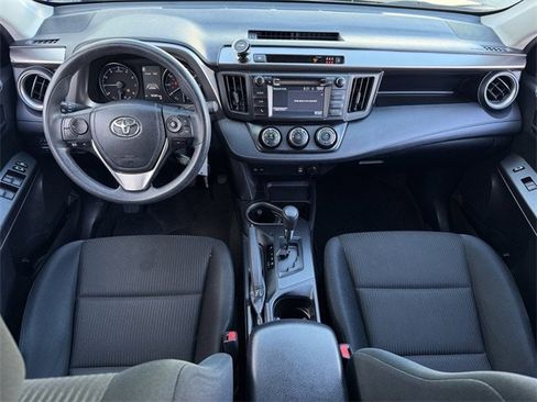 Used 2018 Toyota RAV4 LE image 10