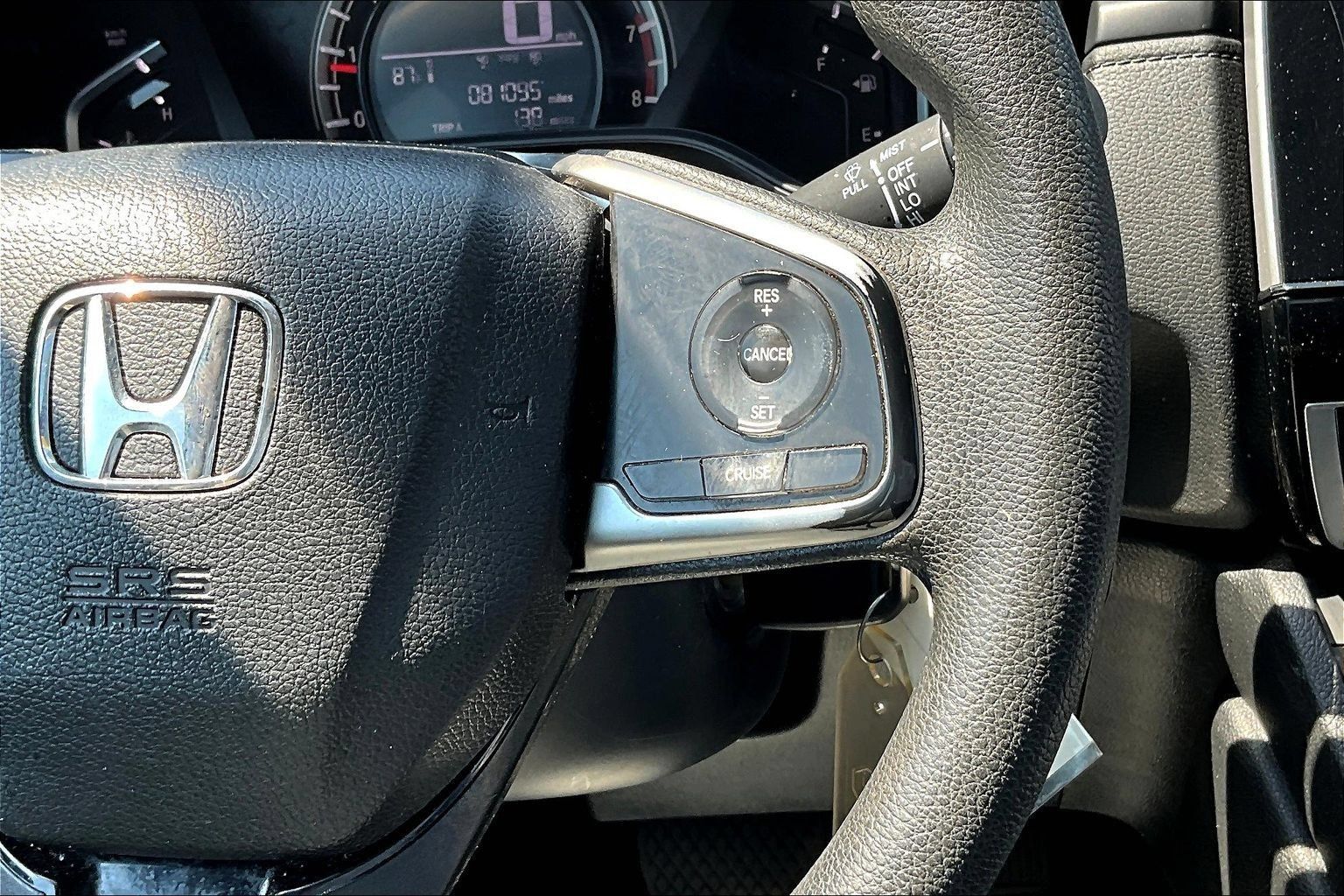 Used 2017 Honda CR-V LX image 11