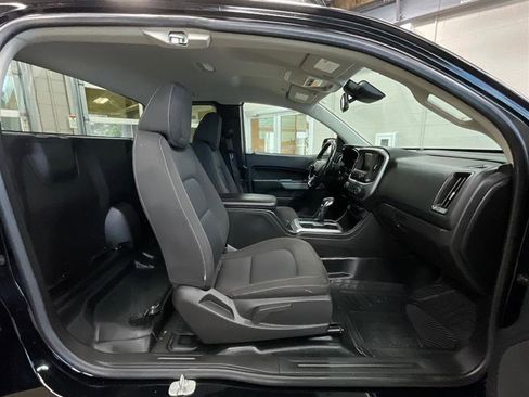 Used 2022 Chevrolet Colorado LT w/ Fleet Safety Package RWD image 24