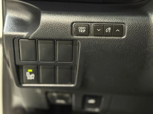 Used 2016 Lexus IS 300 AWD w/ F Sport Package image 22