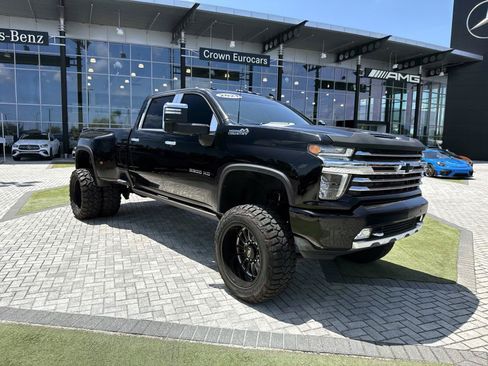 Used 2021 Chevrolet Silverado 3500 High Country AWD/4WD image 7