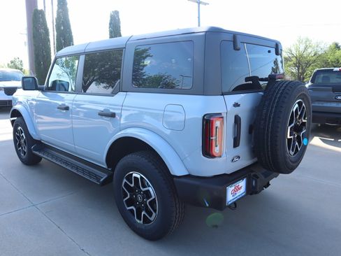 New 2026 Ford Bronco Outer Banks AWD/4WD image 23