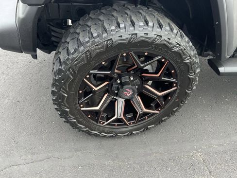 Used 2018 Jeep Wrangler Unlimited Sport S AWD/4WD image 10