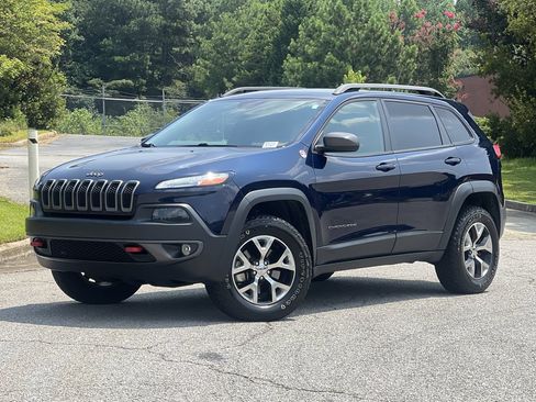 Used 2014 Jeep Cherokee Trailhawk w/ Comfort/Convenience Group AWD/4WD image 1