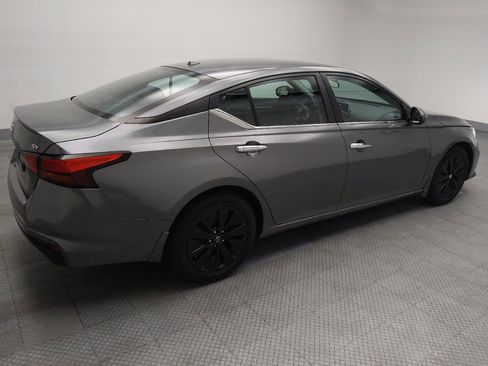 Used 2021 Nissan Altima 2.5 SV FWD image 10