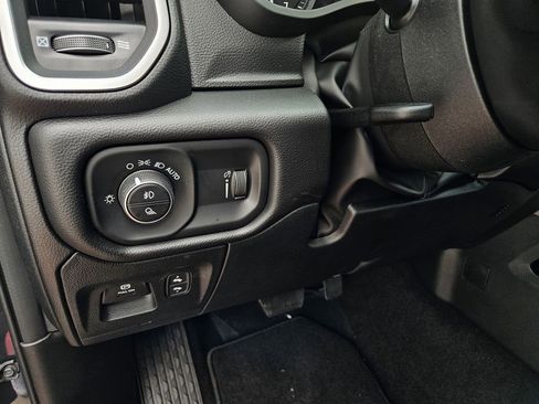 New 2026 RAM 1500 2WD Crew Cab image 15