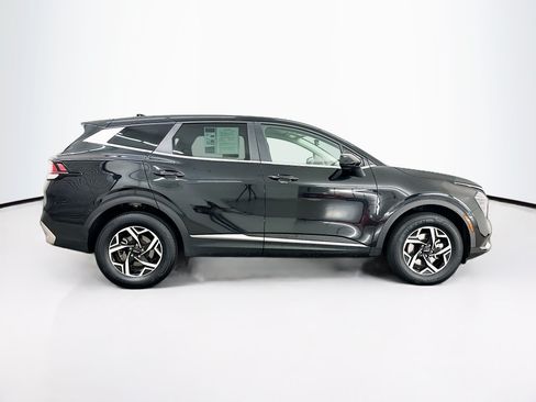 Used 2024 Kia Sportage LX AWD/4WD image 10