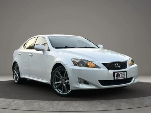 Used 2008 Lexus IS 350 w/ Luxury Pkg w/ 18 Wheels RWD image 1