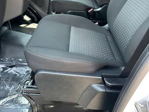 Used 2023 Ford E-Transit Medium Roof RWD image 11