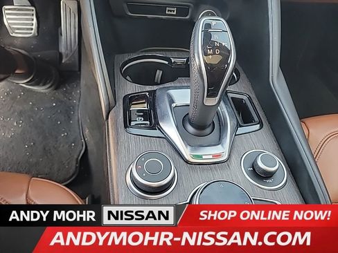 Used 2020 Alfa Romeo Giulia Ti image 17