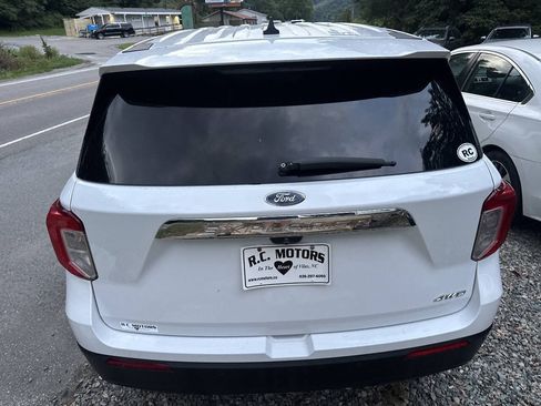 Used 2021 Ford Explorer 4WD image 4