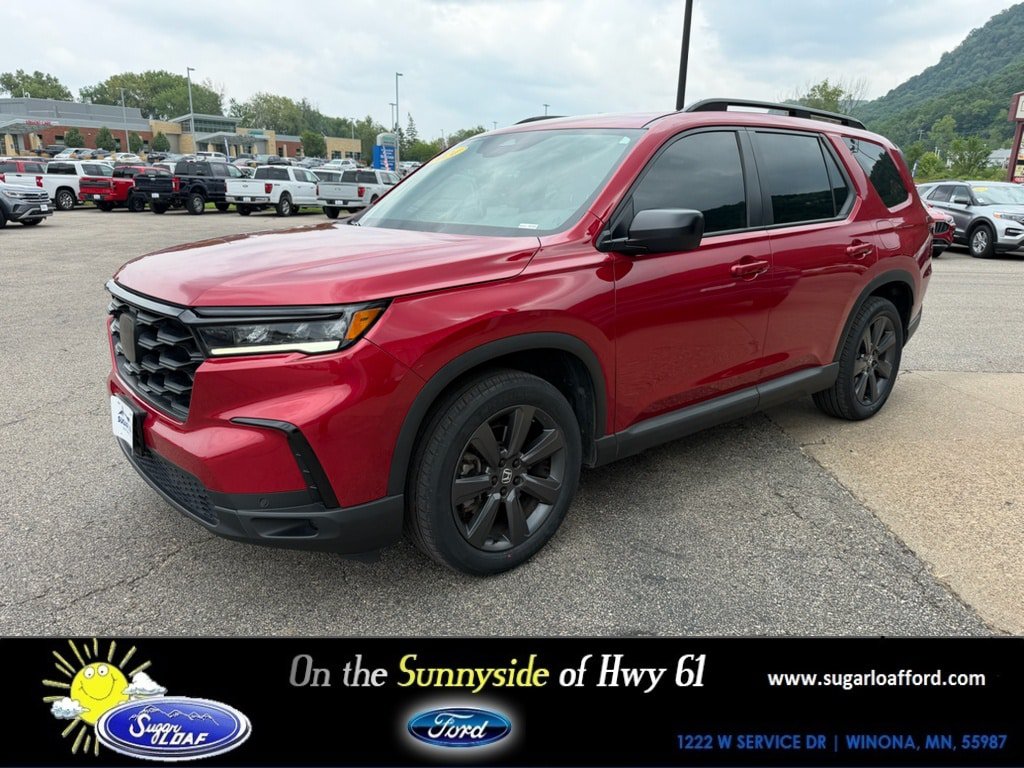 Used 2024 Honda Pilot Sport image 1