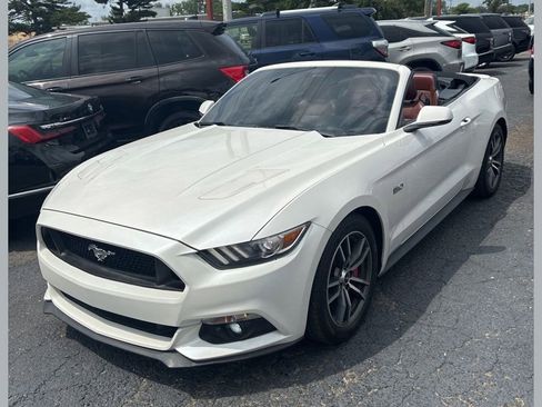 Used 2017 Ford Mustang GT Premium RWD image 1