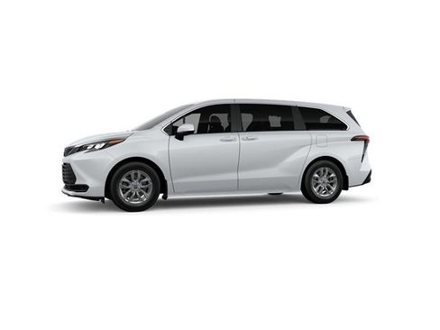 New 2026 Toyota Sienna LE image 3