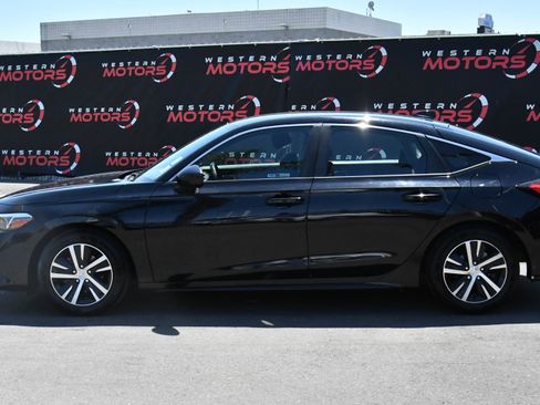 Used 2023 Honda Civic LX image 4