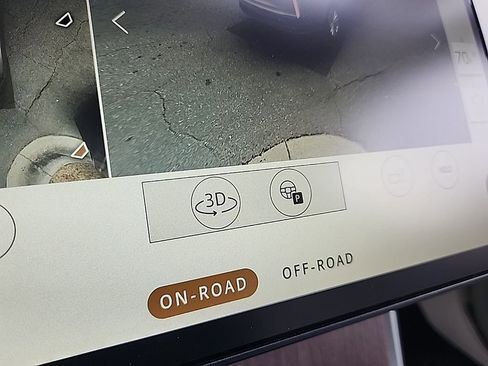 Used 2025 Land Rover Range Rover Long Wheelbase SE image 18