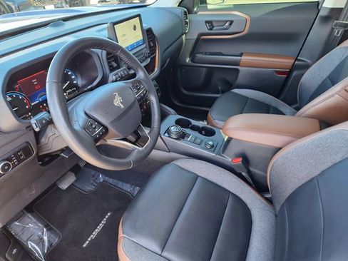 Used 2023 Ford Bronco Sport Outer Banks AWD/4WD image 7