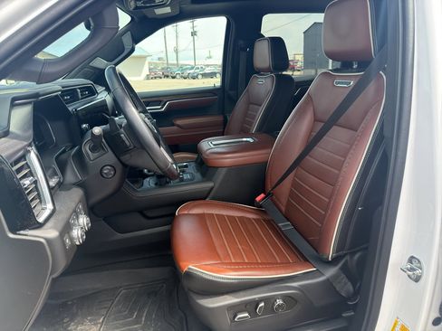 Certified 2022 GMC Sierra 1500 Denali Ultimate AWD/4WD image 6