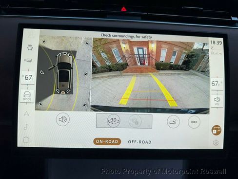 Used 2025 Land Rover Range Rover SV image 53