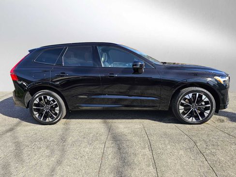 New 2026 Volvo XC60 T8 Plus w/ Protection Package Premier AWD/4WD image 2