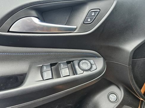Used 2024 Buick Envista Sport Touring w/ Convenience I Package FWD image 25