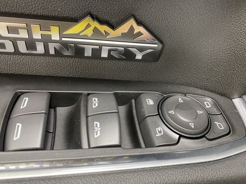 New 2026 Chevrolet Silverado 1500 High Country w/ High Country Premium Package AWD/4WD image 29
