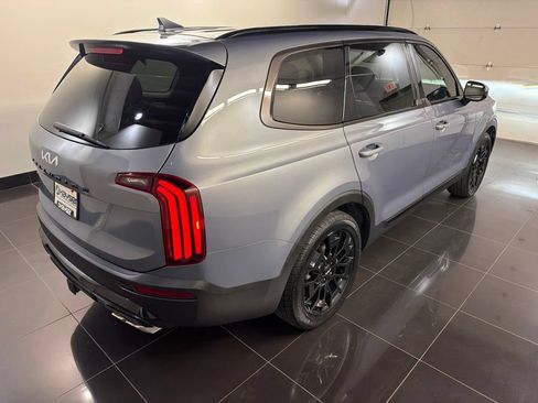 Used 2022 Kia Telluride SX w/ SX Prestige Package AWD/4WD image 6