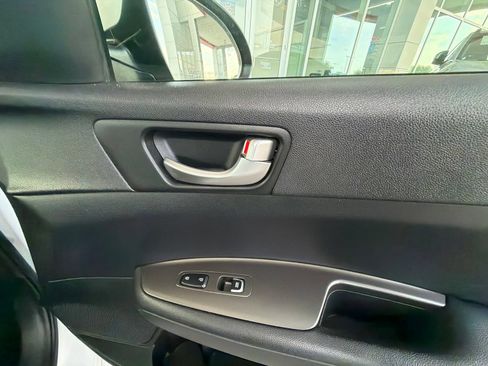 Used 2019 Kia Optima S w/ S Panoramic Sunroof Package FWD image 21