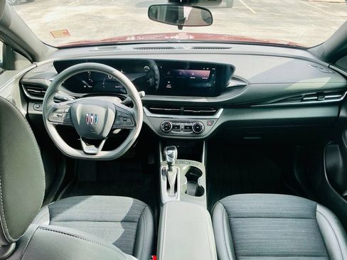 Used 2024 Buick Envista Preferred FWD image 19