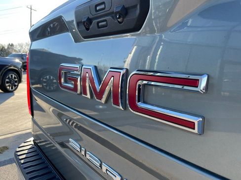 Used 2023 GMC Sierra 1500 SLT w/ SLT Premium Package AWD/4WD image 28