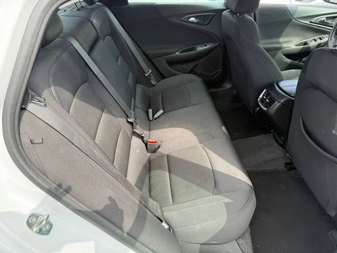 Used 2024 Chevrolet Malibu LT FWD image 14