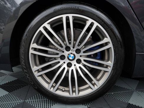 Used 2019 BMW M550i xDrive w/ Premium Package 2 AWD/4WD image 90