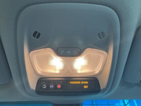 Used 2020 Chevrolet Bolt LT image 22