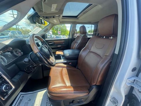 Used 2015 RAM 1500 Laramie Longhorn w/ Convenience Group AWD/4WD image 34