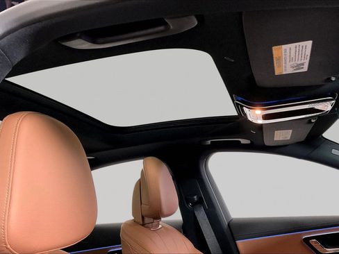 New 2026 Mercedes-Benz E 350 4MATIC Sedan image 12