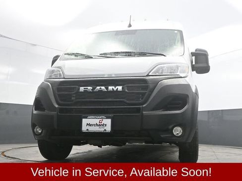 Used 2025 RAM ProMaster 2500 w/ Convenience Group image 31