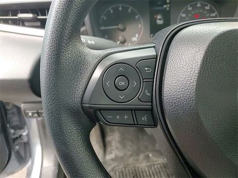 Certified 2025 Toyota Corolla LE image 14