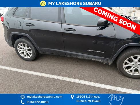 Used 2014 Jeep Cherokee Sport AWD/4WD image 6