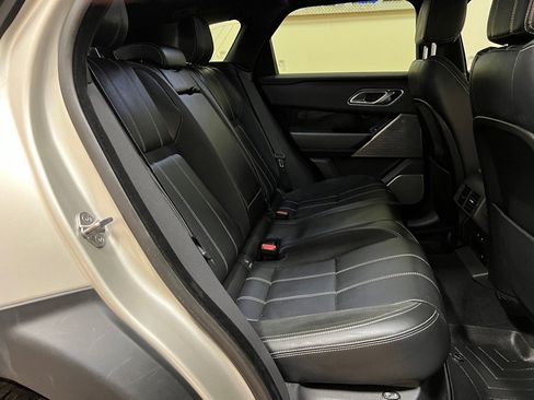 Used 2020 Land Rover Range Rover Velar R-Dynamic S image 36